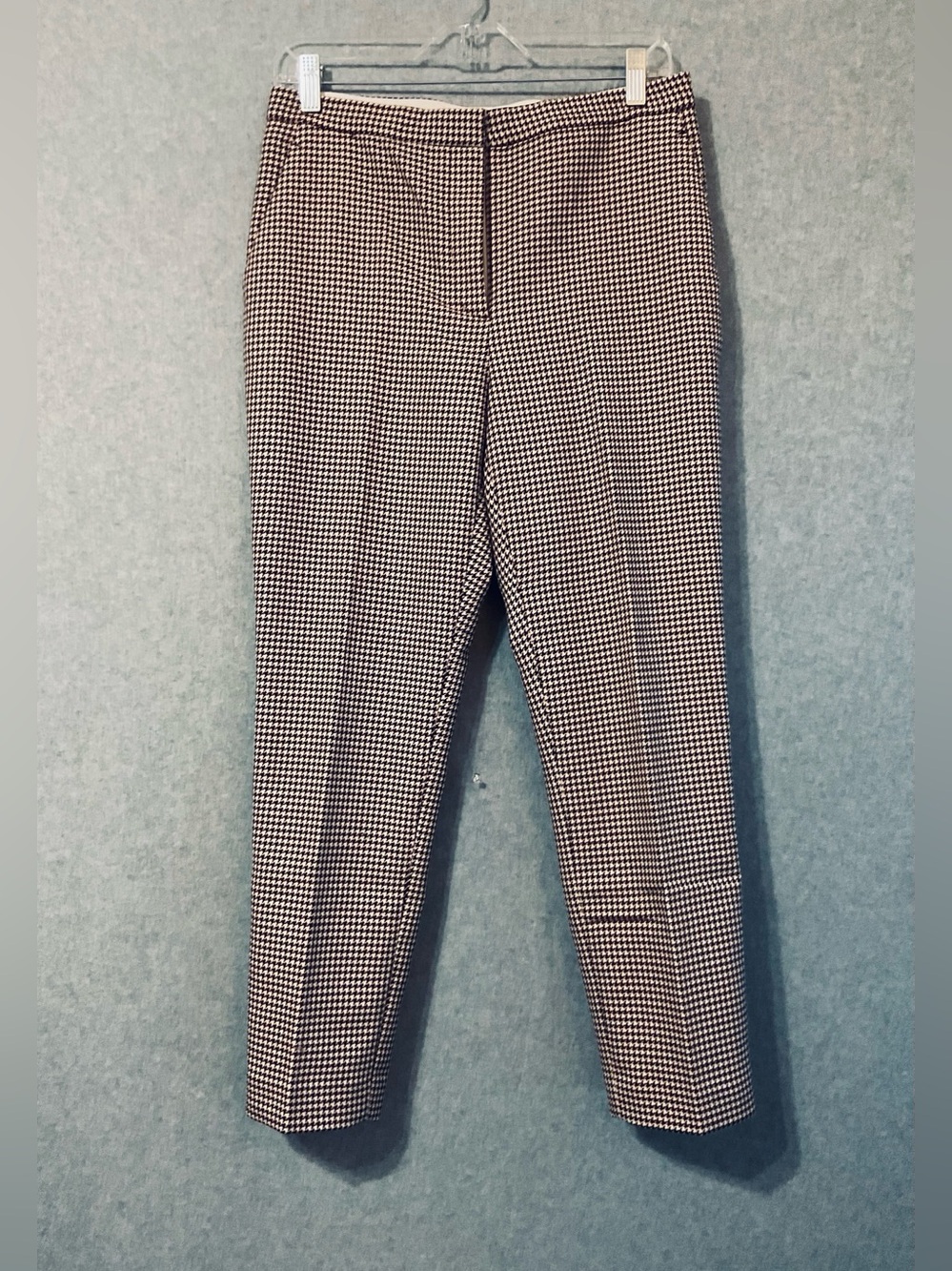 H&M women's Burgandy and beige Houndstooth Dress Pants Sz 8